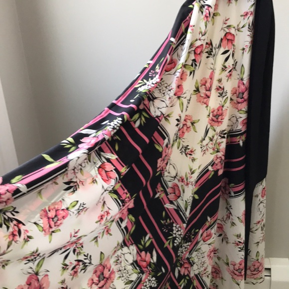 Host pick 💕INC Floral print maxi dress - Picture 5 of 8